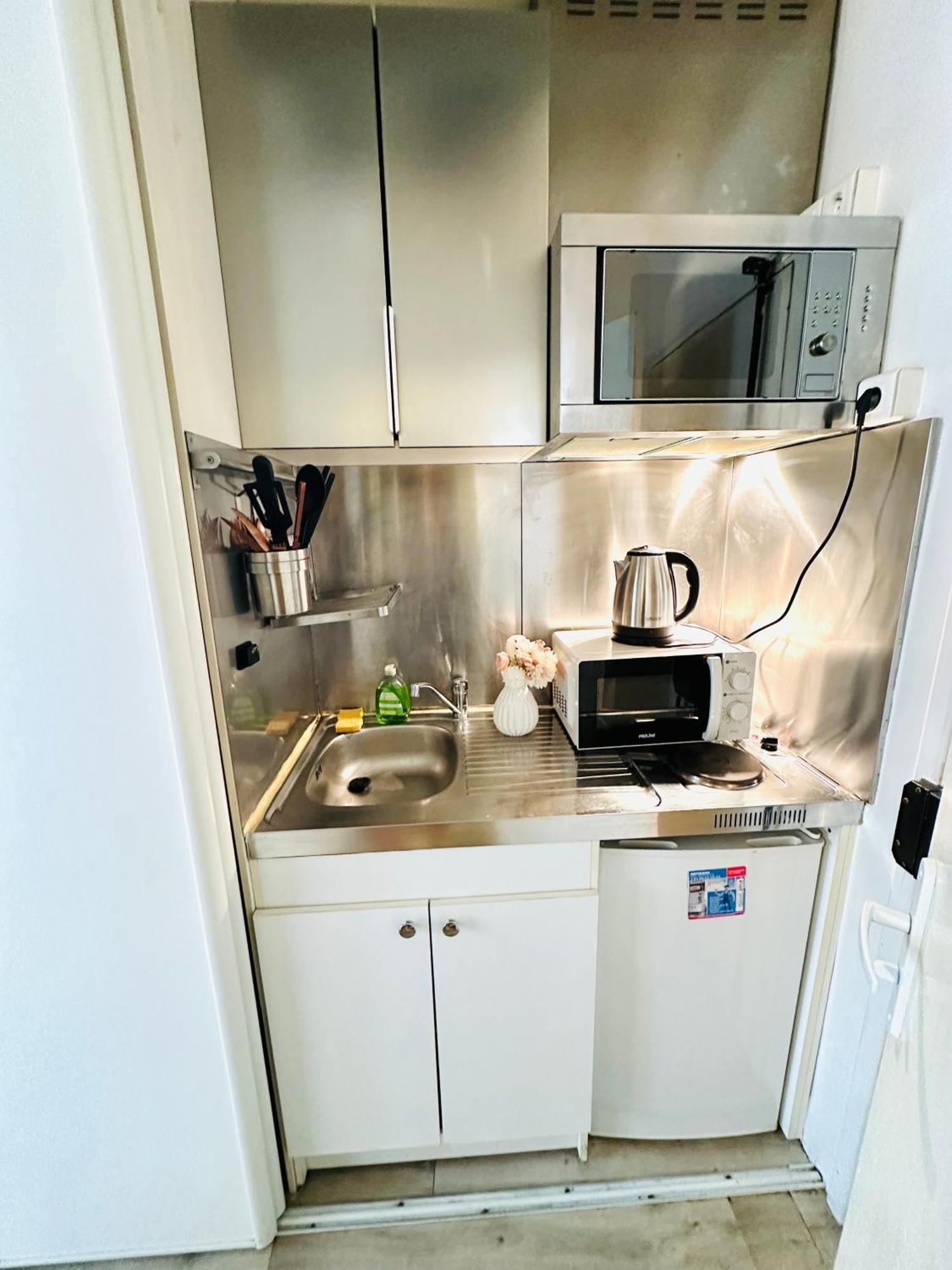 Dream Dwell Paris - Cozy Family Studio Near Quartier Marais Iiie Paris Ngoại thất bức ảnh